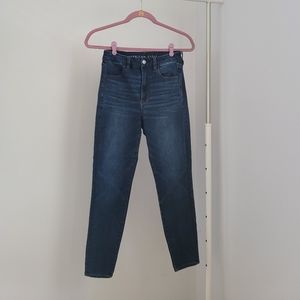 American Eagle Short Curvy HighRise Jegging-size 6